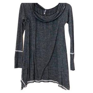 Scooped neck tunic